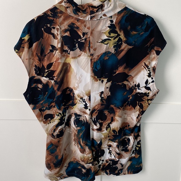 Xl top - Picture 6 of 8